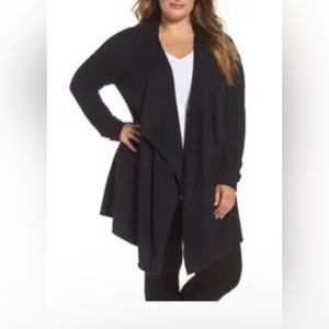 Barefoot Dreams CozyChic Lite Calypso Wrap cardigan. Great condition! Size 2X.